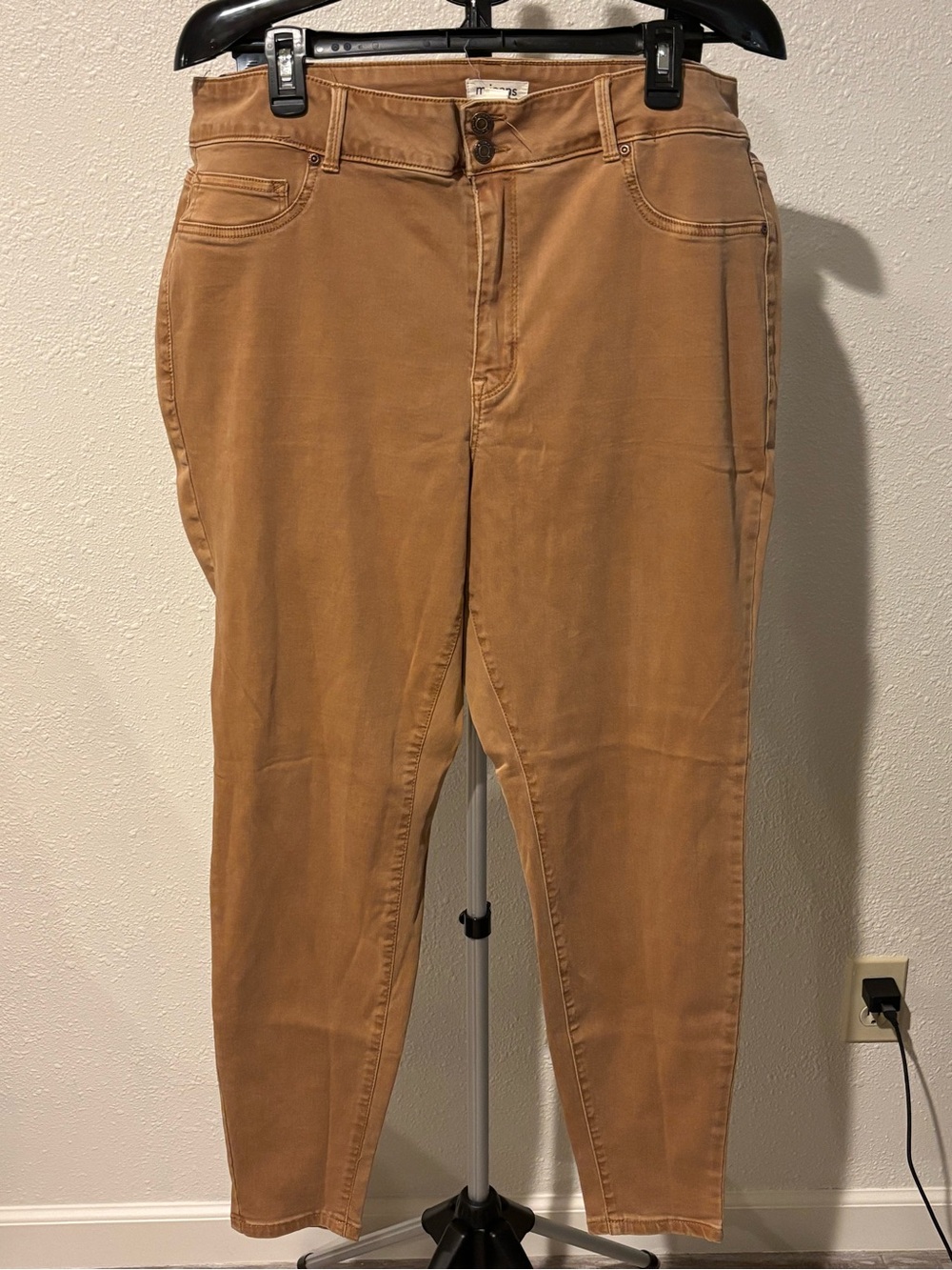 m Jeans by Maurices Orange Pants Women’s 20
